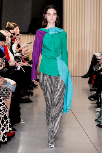 Fotoservizio/FW 20-21/WOMEN/SFILATA/GILBERTO CALZOLARI/DP2/1