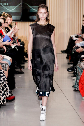 Fotoservizio/FW 20-21/WOMEN/SFILATA/GILBERTO CALZOLARI/DP2/1