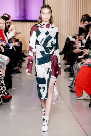 Fotoservizio/FW 20-21/WOMEN/SFILATA/GILBERTO CALZOLARI/DP2/4