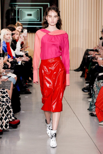 Fotoservizio/FW 20-21/WOMEN/SFILATA/GILBERTO CALZOLARI/DP2/2
