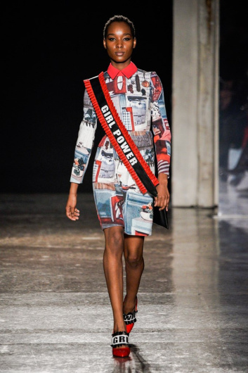 Fotoservizio/FW 20-21/WOMEN/SFILATA/ULTRÀCHIC/DP2/2