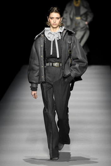 Fotoservizio/FW 20-21/WOMEN/SFILATA/ALBERTA FERRETTI/DP2/2
