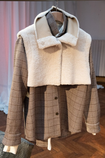 Fotoservizio/FW 20-21/WOMEN/PRESENTAZIONE/SIMONETTA RAVIZZA/DP2/33