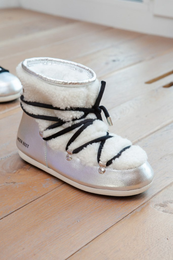 Fotoservizio/FW 20-21/WOMEN/PRESENTAZIONE/MOON BOOT/DP2/20