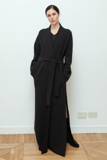 Fotoservizio/FW 20-21/WOMEN/PRESENTAZIONE/MILA SCHÖN/DP2/4