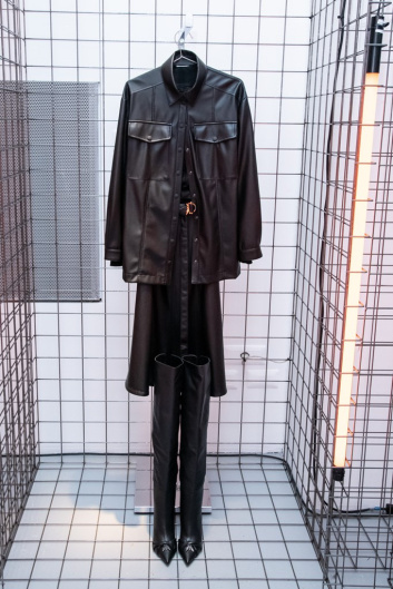 Fotoservizio/FW 20-21/WOMEN/PRESENTAZIONE/PATRIZIA PEPE/DP2/3