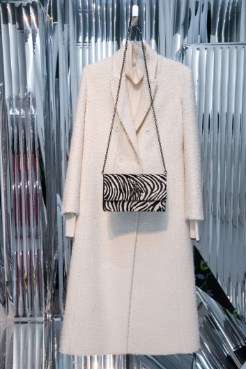 Fotoservizio/FW 20-21/WOMEN/PRESENTAZIONE/PATRIZIA PEPE/DP2/46