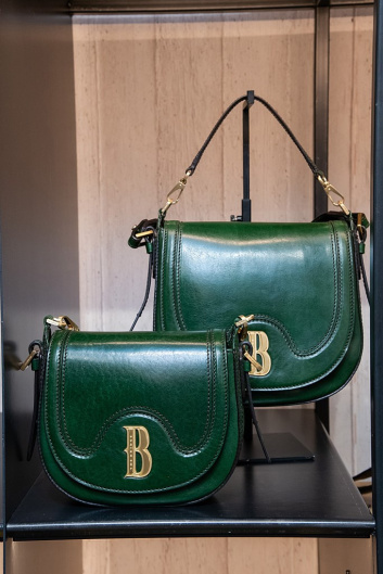 Fotoservizio/FW 20-21/WOMEN/PRESENTAZIONE/THE BRIDGE/DP2/0