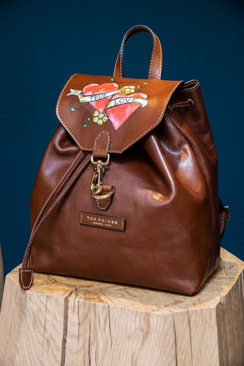 Fotoservizio/FW 20-21/WOMEN/PRESENTAZIONE/THE BRIDGE/DP2/11