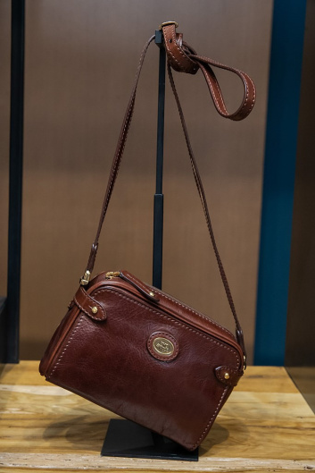 Fotoservizio/FW 20-21/WOMEN/PRESENTAZIONE/THE BRIDGE/DP2/34