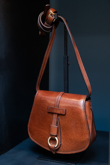 Fotoservizio/FW 20-21/WOMEN/PRESENTAZIONE/THE BRIDGE/DP2/27