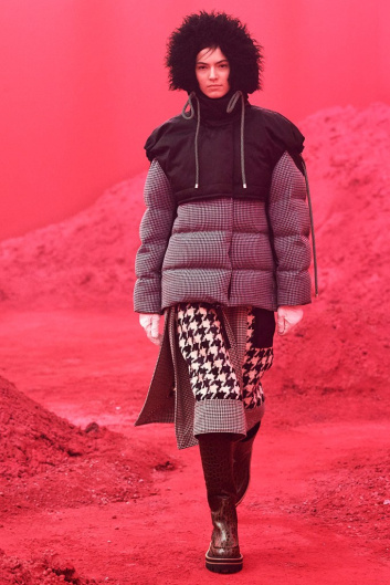 Fotoservizio/FW 20-21/WOMEN/SFILATA/MONCLER/DP2/12
