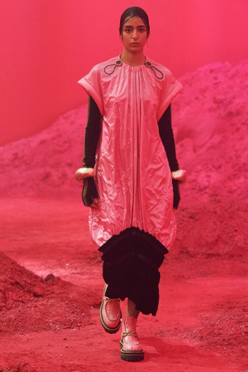 Fotoservizio/FW 20-21/WOMEN/SFILATA/MONCLER/DP2/21