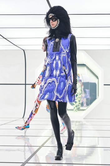 Fotoservizio/FW 20-21/WOMEN/SFILATA/MONCLER/DP2/44