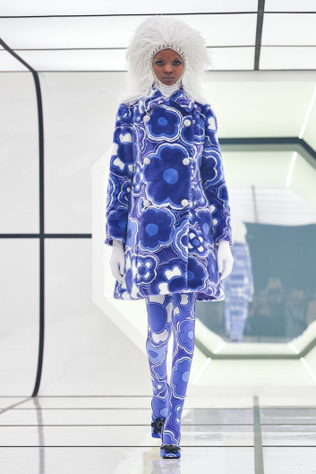 Fotoservizio/FW 20-21/WOMEN/SFILATA/MONCLER/DP2/45