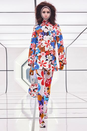 Fotoservizio/FW 20-21/WOMEN/SFILATA/MONCLER/DP2/8