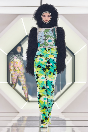 Fotoservizio/FW 20-21/WOMEN/SFILATA/MONCLER/DP2/14
