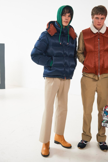 Fotoservizio/FW 20-21/WOMEN/SFILATA/MONCLER/DP2/30
