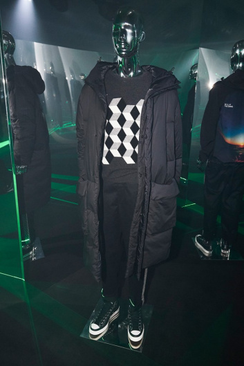 Fotoservizio/FW 20-21/WOMEN/SFILATA/MONCLER/DP2/73