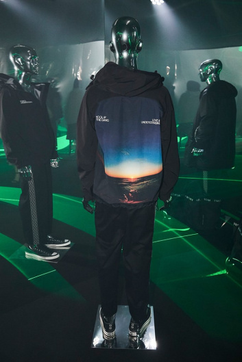 Fotoservizio/FW 20-21/WOMEN/SFILATA/MONCLER/DP2/74