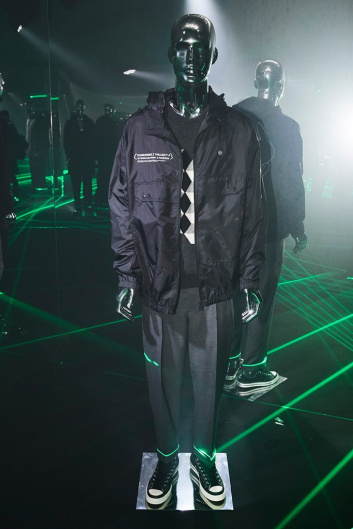 Fotoservizio/FW 20-21/WOMEN/SFILATA/MONCLER/DP2/71