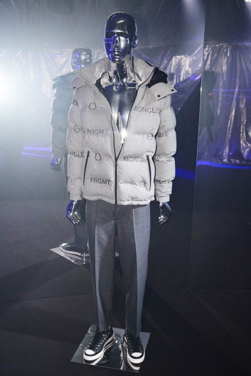 Fotoservizio/FW 20-21/WOMEN/SFILATA/MONCLER/DP2/85