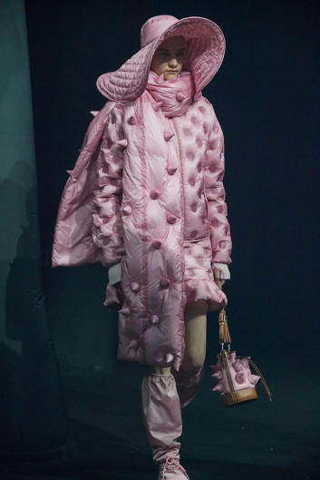 Fotoservizio/FW 20-21/WOMEN/SFILATA/MONCLER/DP2/90