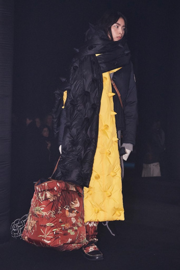 Fotoservizio/FW 20-21/WOMEN/SFILATA/MONCLER/DP2/99