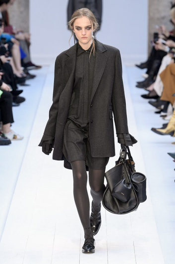 Fotoservizio/FW 20-21/WOMEN/SFILATA/MAX MARA/DP2/4