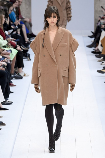 Fotoservizio/FW 20-21/WOMEN/SFILATA/MAX MARA/DP2/20