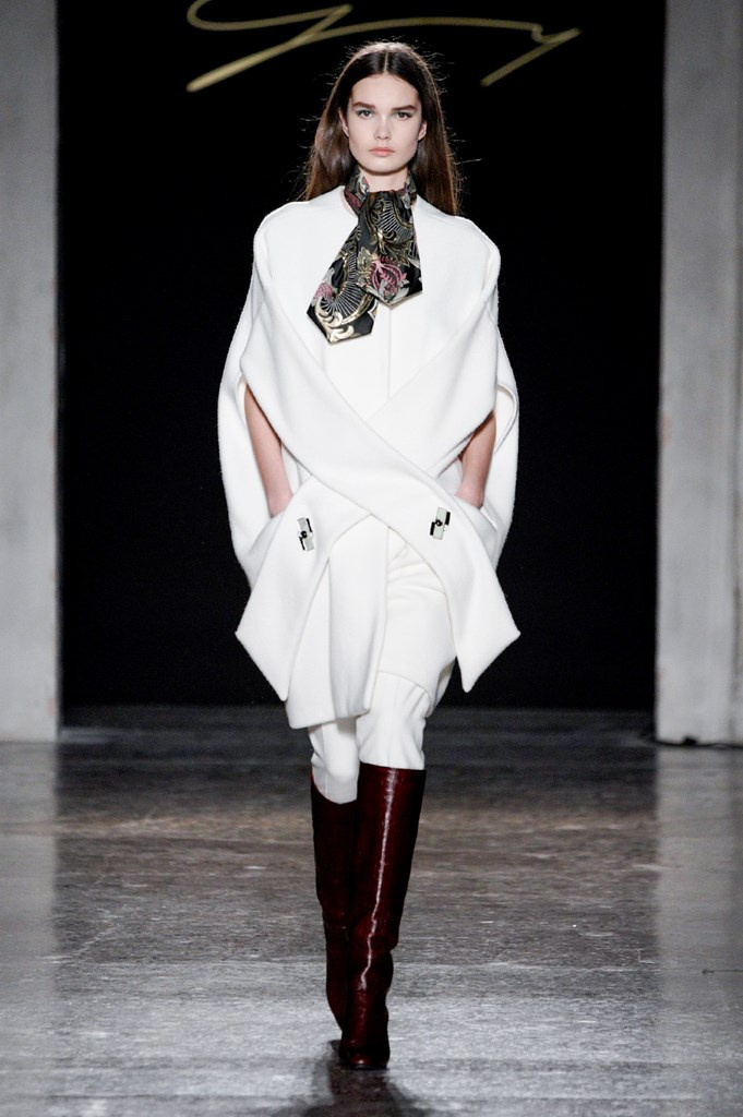 Fotoservizio/FW 20-21/WOMEN/SFILATA/GENNY/DP2/5