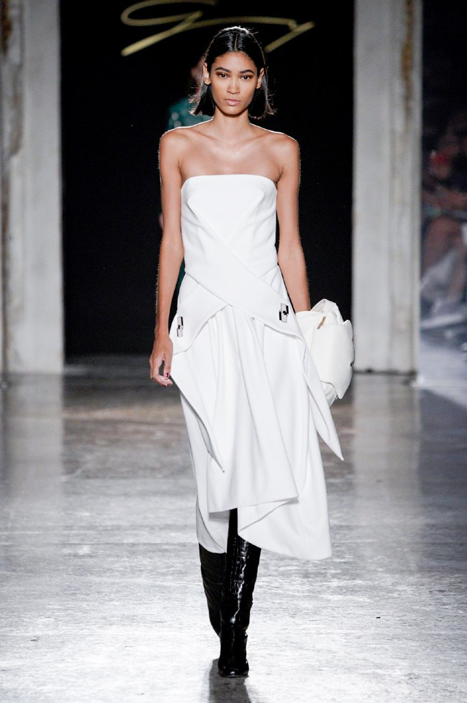 Fotoservizio/FW 20-21/WOMEN/SFILATA/GENNY/DP2/1