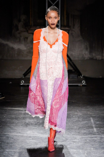 Fotoservizio/FW 20-21/WOMEN/PRESENTAZIONE/EMILIO PUCCI/DP2/16