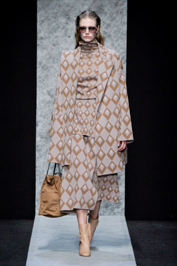 Fotoservizio/FW 20-21/WOMEN/SFILATA/ANTEPRIMA/DP2/11