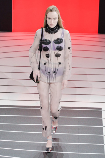 Fotoservizio/FW 20-21/WOMEN/SFILATA/PRADA/DP2/3