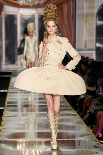 Fotoservizio/FW 20-21/WOMEN/SFILATA/MOSCHINO/DP2/5