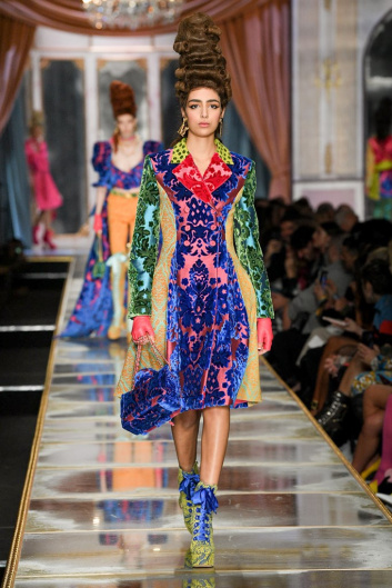 Fotoservizio/FW 20-21/WOMEN/SFILATA/MOSCHINO/DP2/5