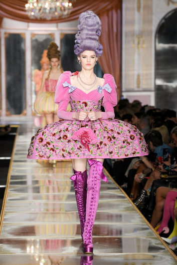 Fotoservizio/FW 20-21/WOMEN/SFILATA/MOSCHINO/DP2/11