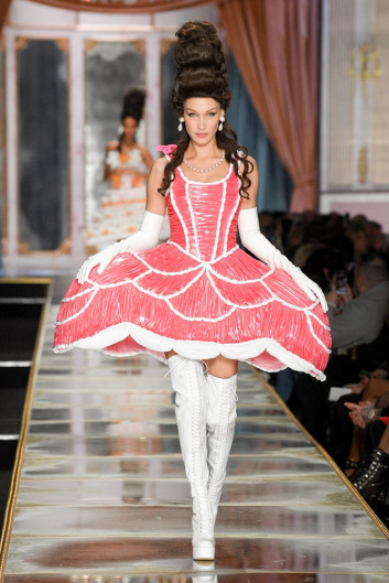 Fotoservizio/FW 20-21/WOMEN/SFILATA/MOSCHINO/DP2/5