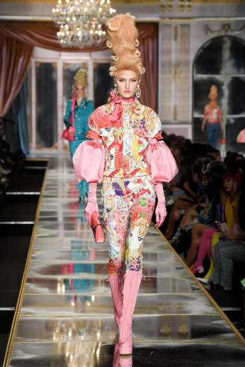 Fotoservizio/FW 20-21/WOMEN/SFILATA/MOSCHINO/DP2/36