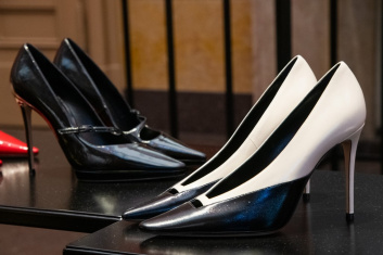 Fotoservizio/FW 20-21/WOMEN/PRESENTAZIONE/CASADEI/DP2/7