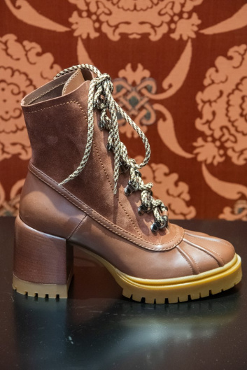 Fotoservizio/FW 20-21/WOMEN/PRESENTAZIONE/CASADEI/DP2/16