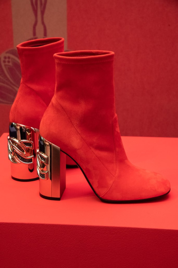 Fotoservizio/FW 20-21/WOMEN/PRESENTAZIONE/CASADEI/DP2/36