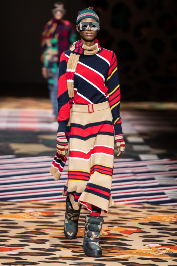Fotoservizio/FW 20-21/WOMEN/PRESENTAZIONE/UNITED COLORS OF BENETTON/DP2/0