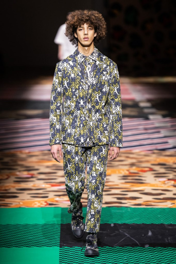 Fotoservizio/FW 20-21/WOMEN/PRESENTAZIONE/UNITED COLORS OF BENETTON/DP2/6