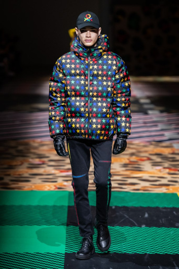 Fotoservizio/FW 20-21/WOMEN/PRESENTAZIONE/UNITED COLORS OF BENETTON/DP2/20