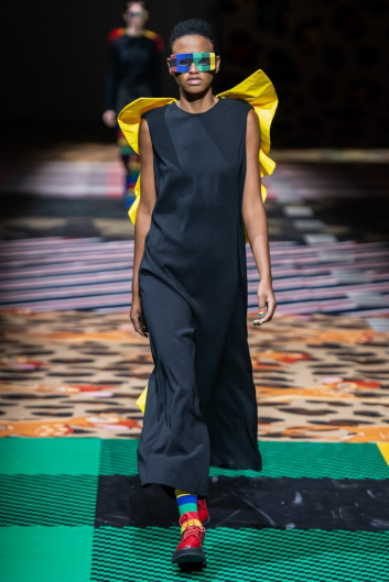 Fotoservizio/FW 20-21/WOMEN/PRESENTAZIONE/UNITED COLORS OF BENETTON/DP2/21