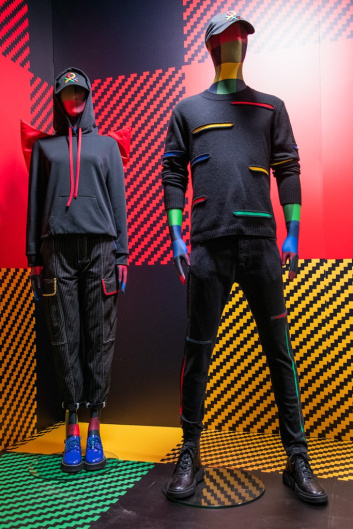 Fotoservizio/FW 20-21/WOMEN/PRESENTAZIONE/UNITED COLORS OF BENETTON/DP2/38