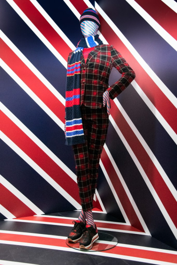 Fotoservizio/FW 20-21/WOMEN/PRESENTAZIONE/UNITED COLORS OF BENETTON/DP2/46