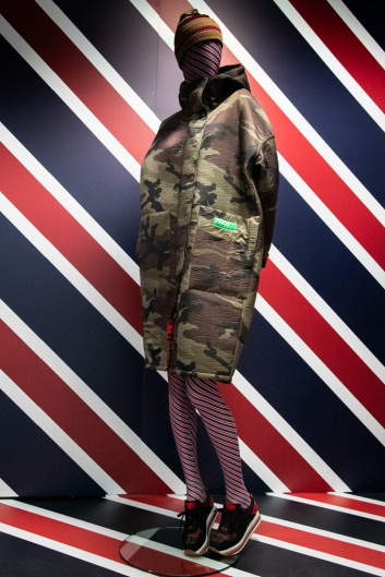Fotoservizio/FW 20-21/WOMEN/PRESENTAZIONE/UNITED COLORS OF BENETTON/DP2/47